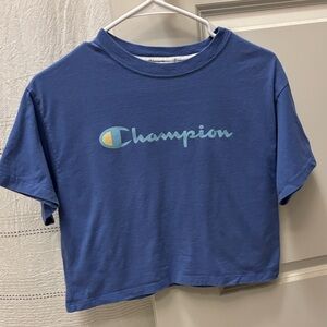 Champion Cropped Tee